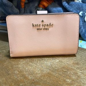 Barely used, like new Kate Spade med bifold wallet. Smoke free home